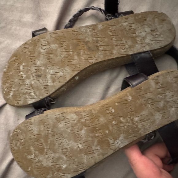 Sandals - Picture 2 of 3